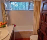 Дом в Аликанте 300 кв.м с собственным бассейном