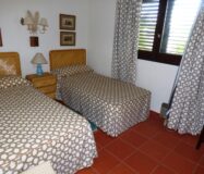 Дом в Аликанте 300 кв.м с собственным бассейном