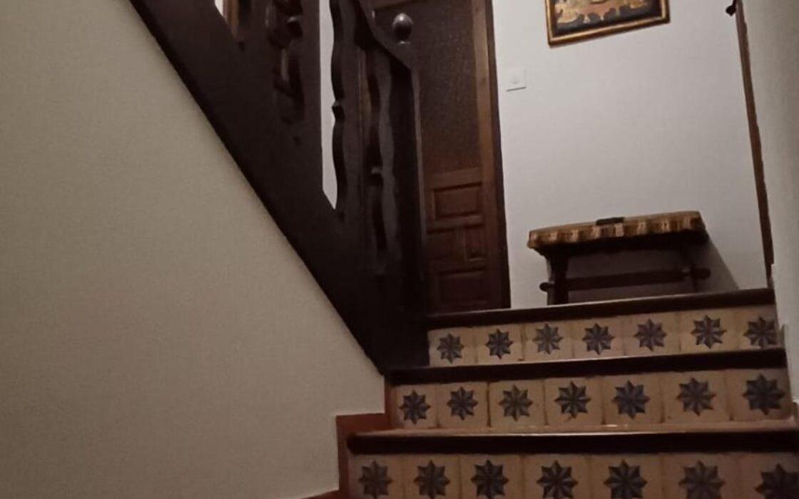 Дом в Аликанте 300 кв.м с собственным бассейном