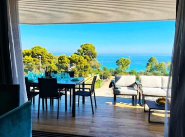 Новые апартаменты у моря в Бенидорме с террасой 107 кв.м