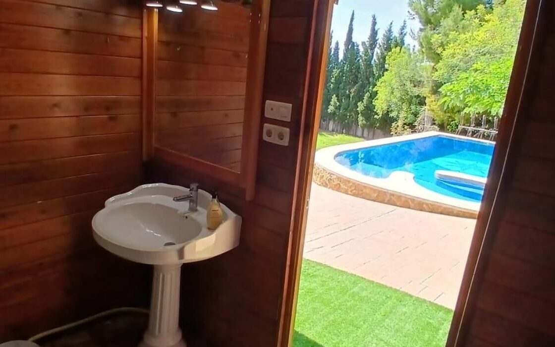 Дом в Albalat dels Tarongers 350 кв.м с бассейном и террасой