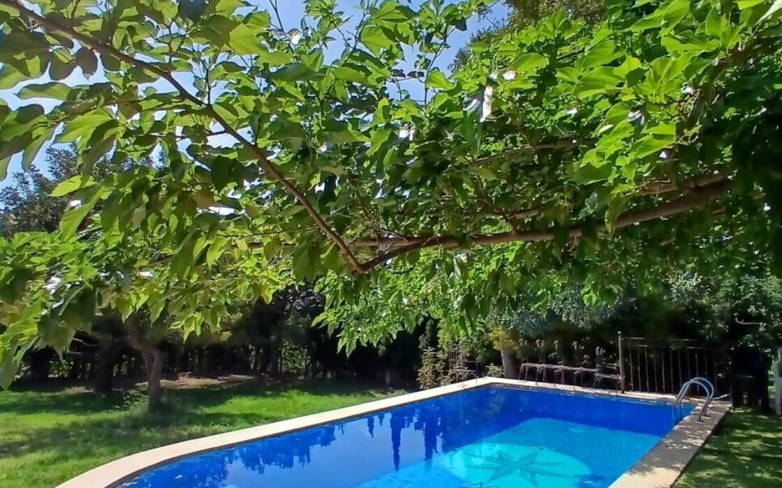 Дом в Albalat dels Tarongers 350 кв.м с бассейном и террасой