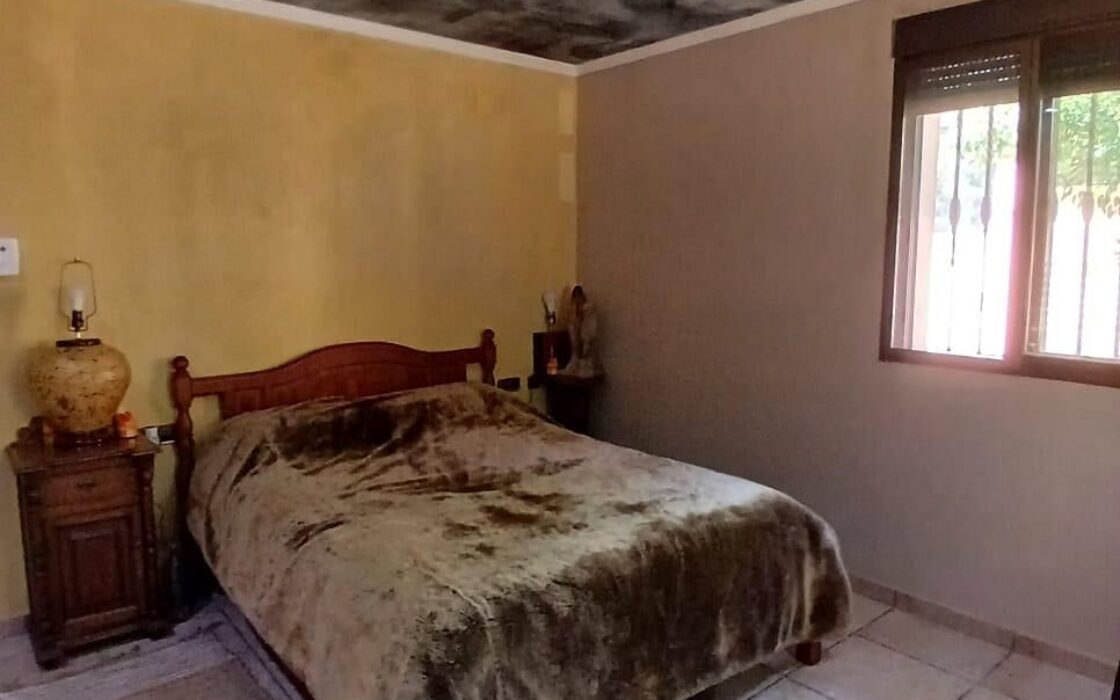 Дом в Albalat dels Tarongers 350 кв.м с бассейном и террасой