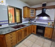 Дом в Albalat dels Tarongers 350 кв.м с бассейном и террасой