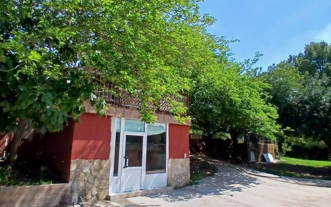 Дом в Albalat dels Tarongers 350 кв.м с бассейном и террасой