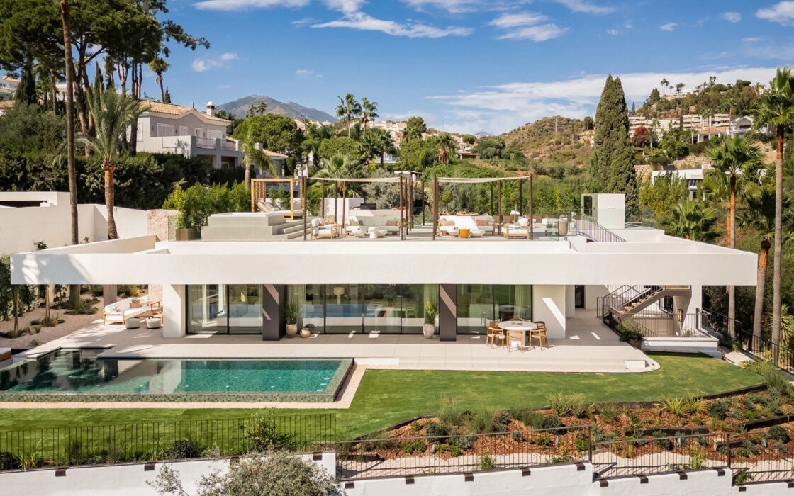 Розкішна Вілла у Полях для Гольфу 408 кв.м з Терасою