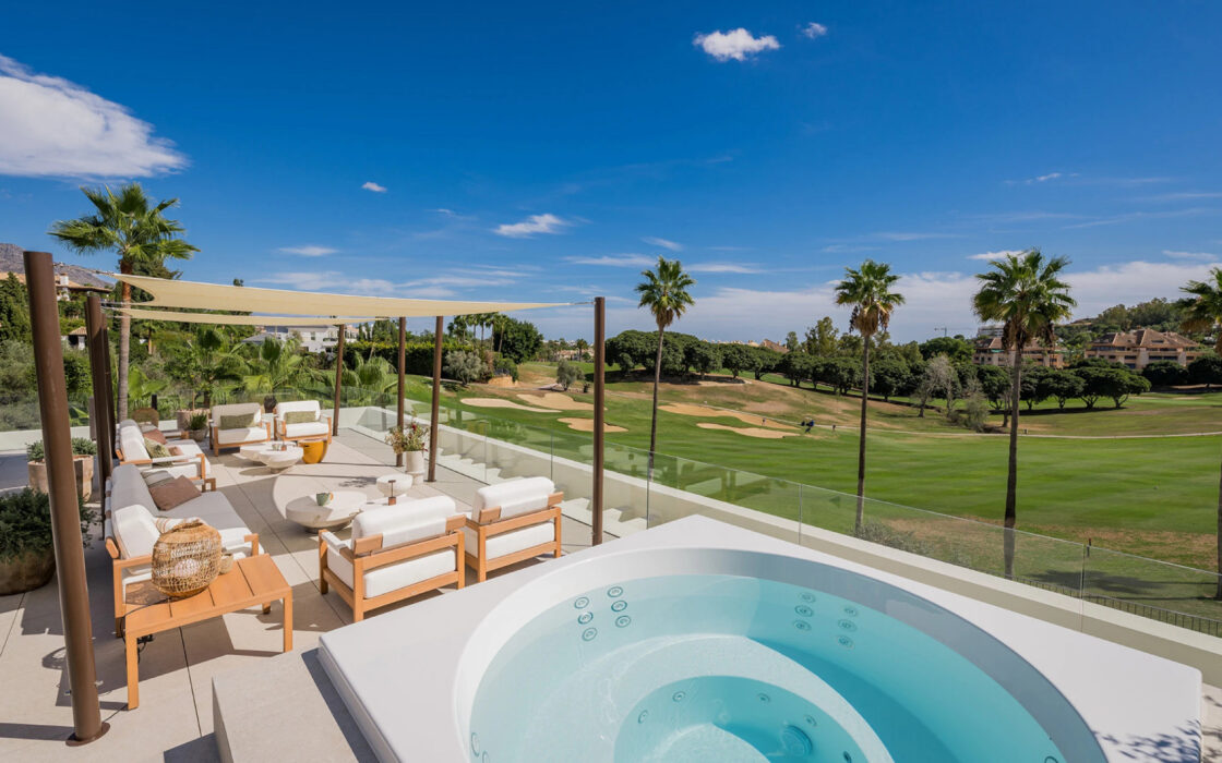 Розкішна Вілла у Полях для Гольфу 408 кв.м з Терасою