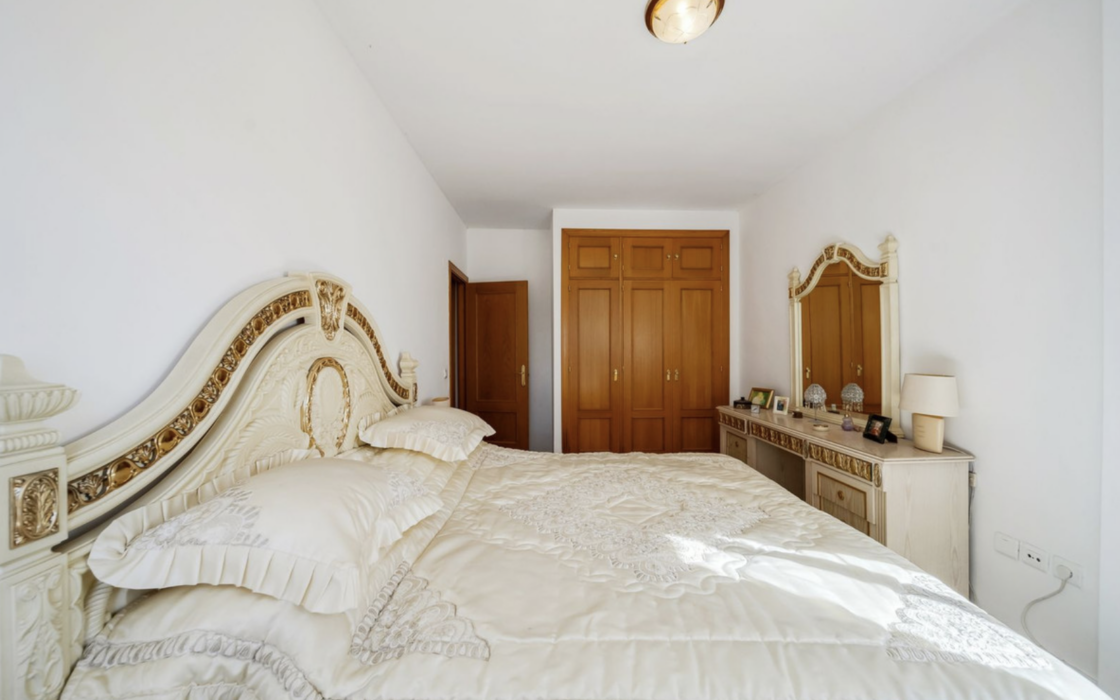 Отдельный дом с 3 спальнями и видом на море в Михасе