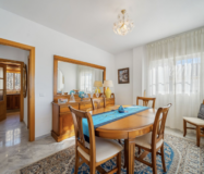 Отдельный дом с 3 спальнями и видом на море в Михасе