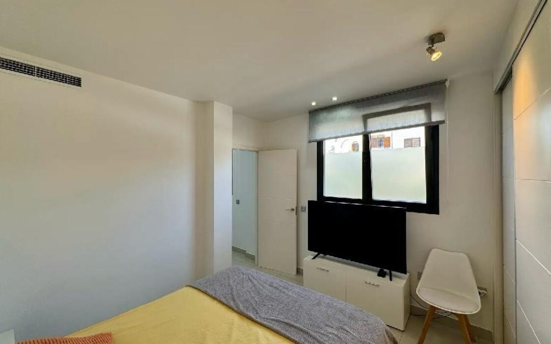 Апартаменты 60 кв.м в Торревьехе 700 м от моря