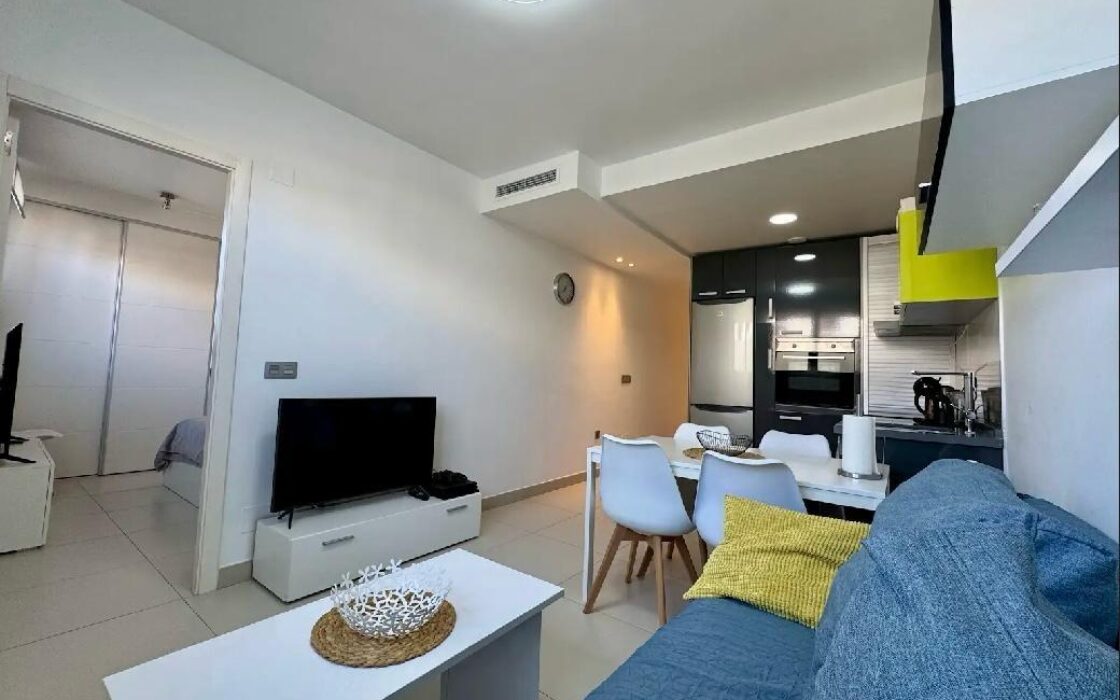 Апартаменты 60 кв.м в Торревьехе 700 м от моря