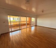 Апартаменты в Аликанте 127 кв.м с террасой у моря