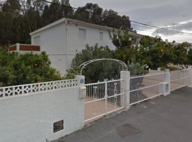 Смежний будинок в Альбирі 183 кв.м з видом на море та терасою