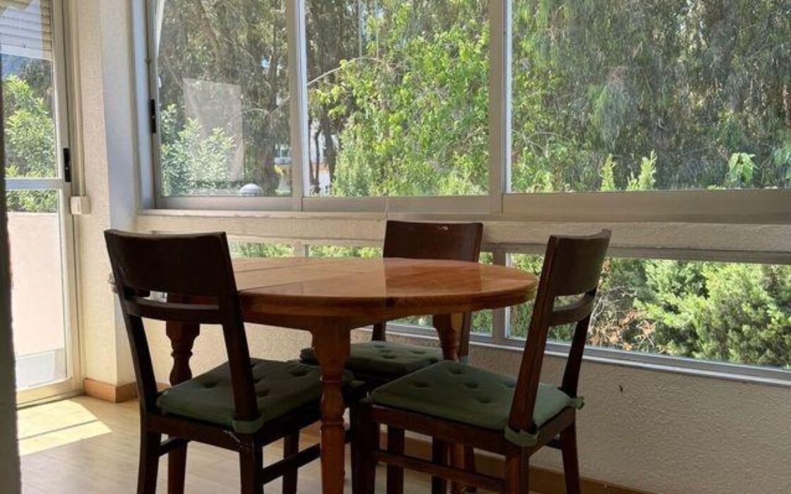 Смежный дом в Альбире 183 кв.м с видом на море и террасой