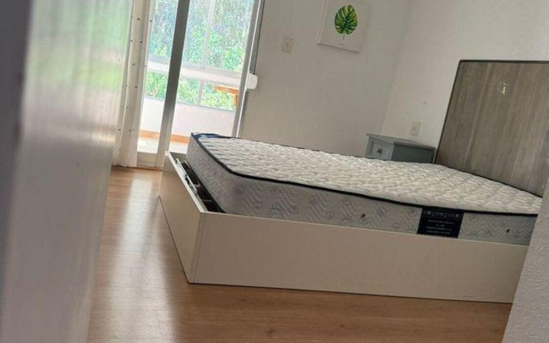 Смежный дом в Альбире 183 кв.м с видом на море и террасой