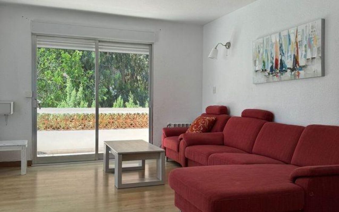 Смежный дом в Альбире 183 кв.м с видом на море и террасой