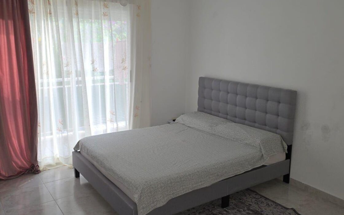 Смежный дом в Альбире 183 кв.м с видом на море и террасой