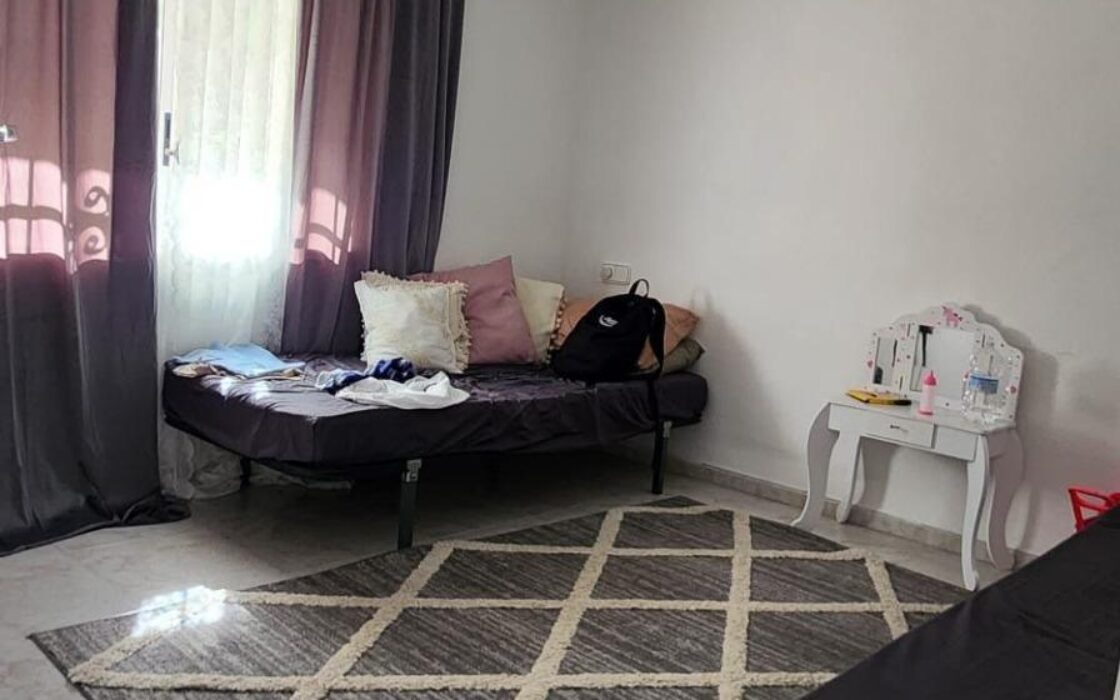 Смежный дом в Альбире 183 кв.м с видом на море и террасой