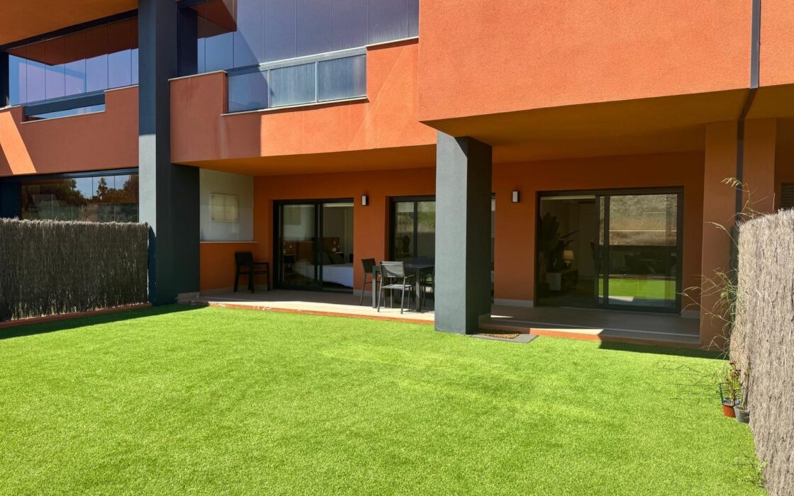 Апартаменты 3 комнатные в Ориуэла Коста с террасой