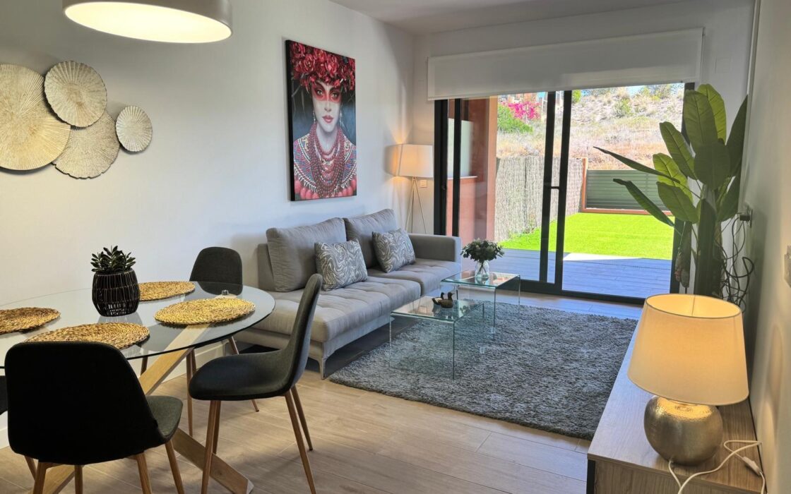 Апартаменты 3 комнатные в Ориуэла Коста с террасой