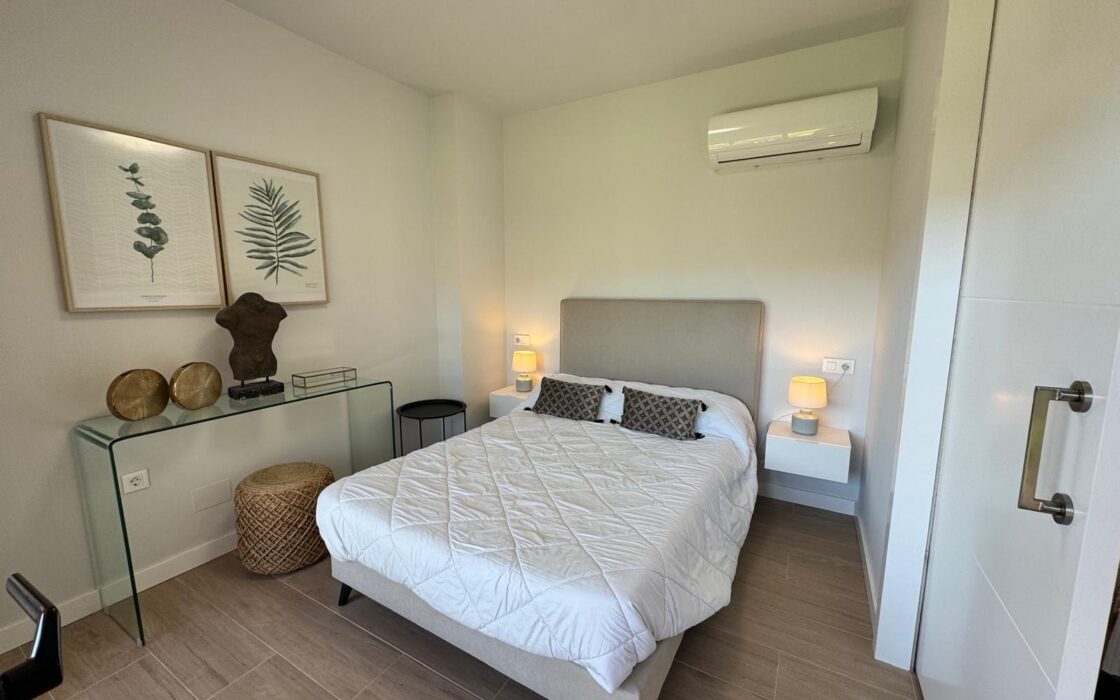 Апартаменты 3 комнатные в Ориуэла Коста с террасой