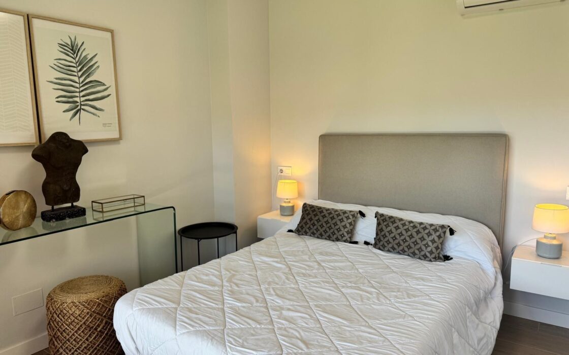 Апартаменты 3 комнатные в Ориуэла Коста с террасой