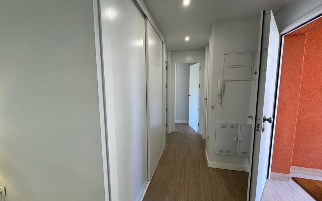 Апартаменты 3 комнатные в Ориуэла Коста с террасой