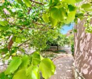 Вілла в Торрев’єсі 151 кв.м з приватним басейном та терасами