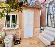 Вілла в Торрев’єсі 151 кв.м з приватним басейном та терасами