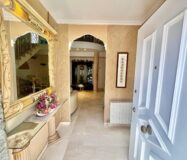 Вілла в Торрев’єсі 151 кв.м з приватним басейном та терасами