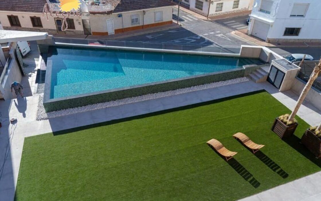 Квартира в Сан-Педро-дель-Пинатар 98,5 кв.м з терасою біля моря