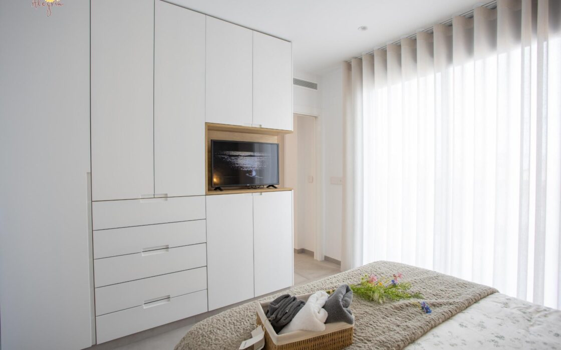 Квартира в Сан-Педро-дель-Пинатар 98,5 кв.м з терасою біля моря