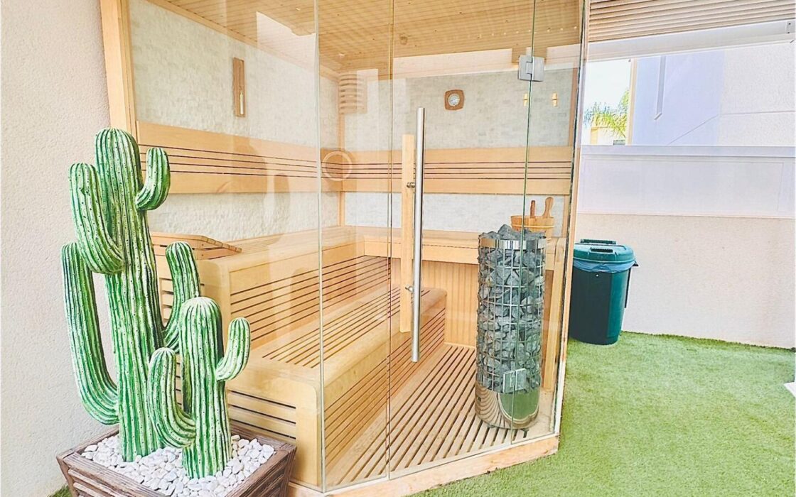 Современная вилла в Ла Эррада 138 кв.м с террасой у моря