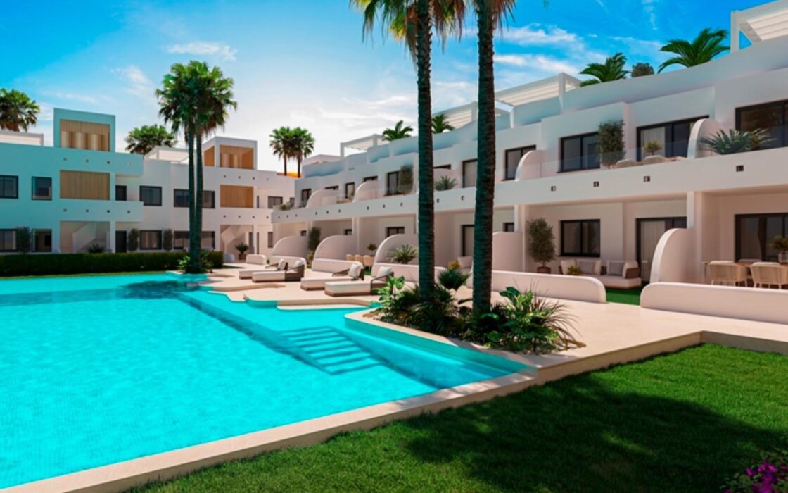 Новий житловий комплекс з терасою в долині Халон 84 кв.м