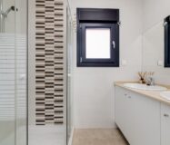 Вилла 210 кв.м с террасой и видом на море в Торревьехе