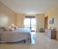 Будинок в Альбасете 350 кв.м з приватним басейном та терасою