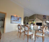 Будинок в Альбасете 350 кв.м з приватним басейном та терасою