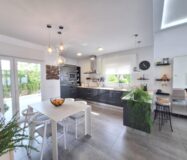 Дом в Benijofar 123 кв.м с частным бассейном у моря