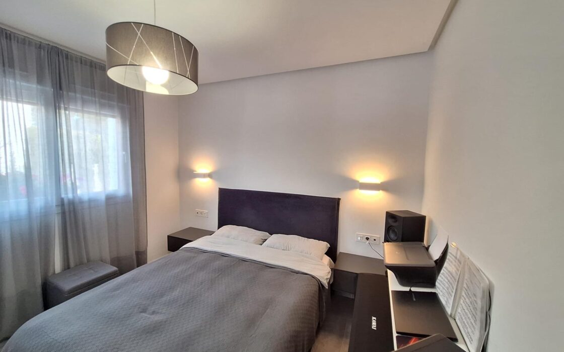 Дом в Benijofar 123 кв.м с частным бассейном у моря