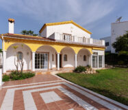 Очаровательная вилла в Андалусии с видом на море 105 кв.м