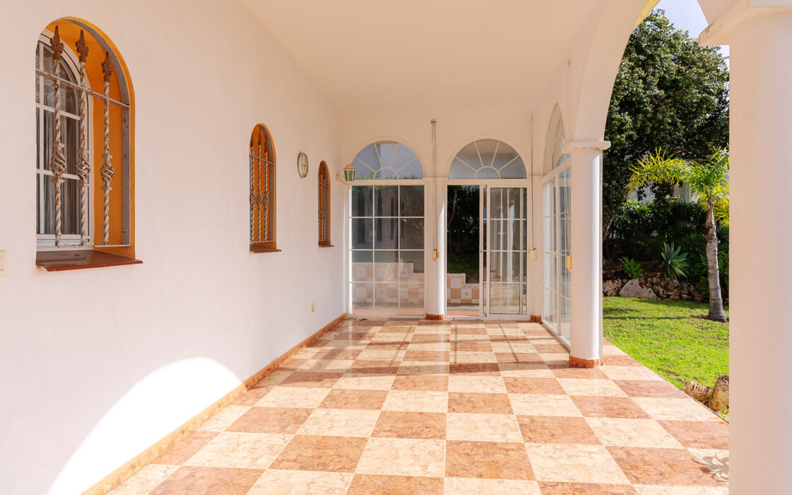 Очаровательная вилла в Андалусии с видом на море 105 кв.м