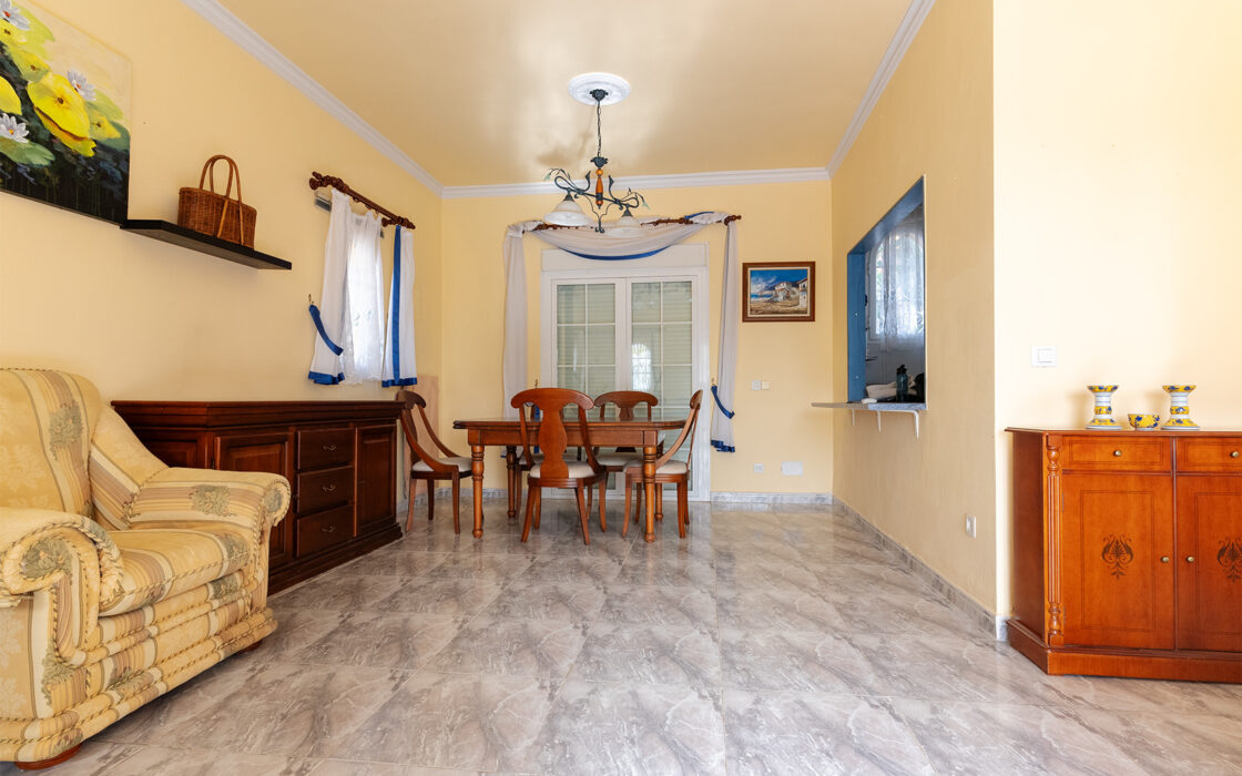 Очаровательная вилла в Андалусии с видом на море 105 кв.м