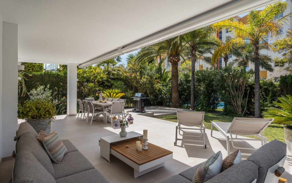 Вилла с террасой в Монте Биарритц, 196 кв.м, 5 комнат