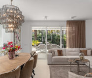 Вилла с террасой в Монте Биарритц, 196 кв.м, 5 комнат