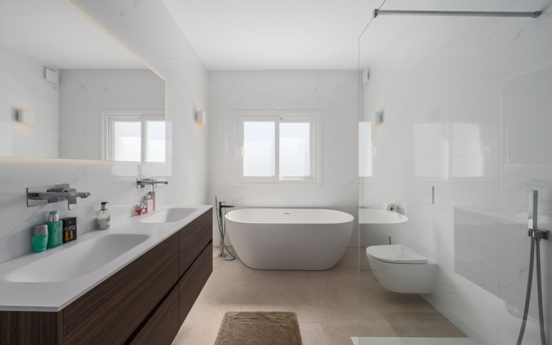 Вилла с террасой в Монте Биарритц, 196 кв.м, 5 комнат