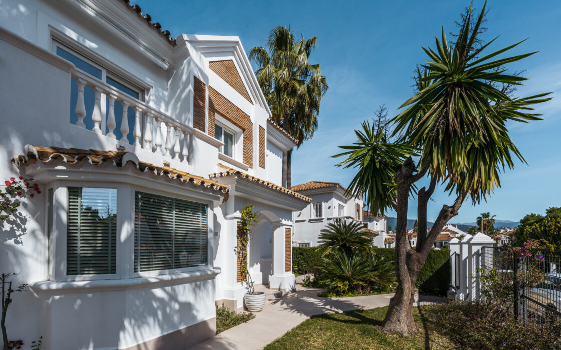 Вилла с террасой в Монте Биарритц, 196 кв.м, 5 комнат