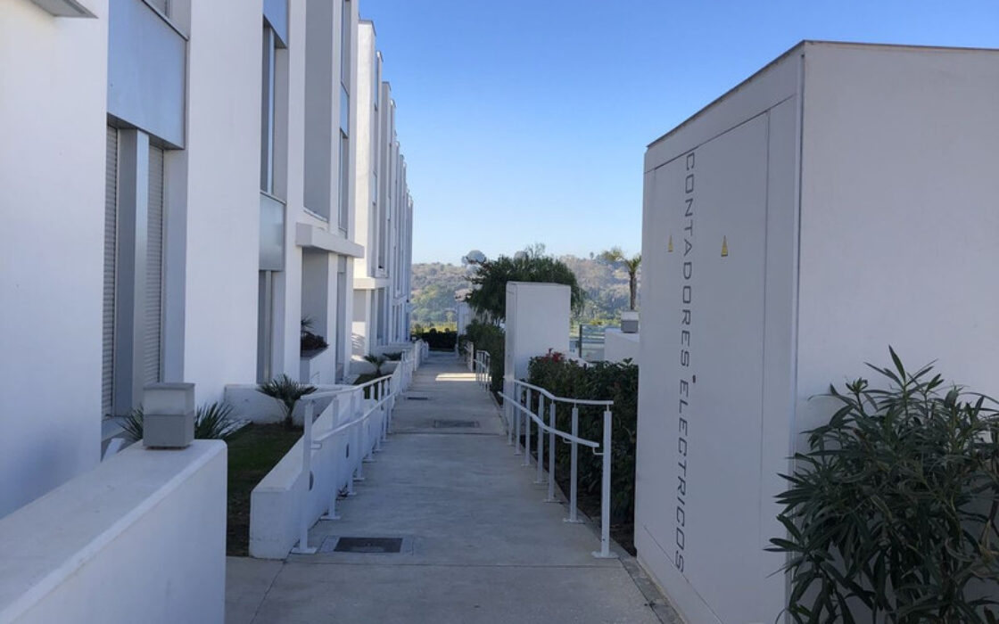 Квартира на першому поверсі в Канселаді з терасою 75 кв.м