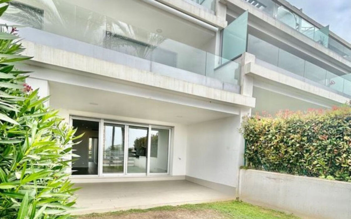 Квартира на першому поверсі в Канселаді з терасою 75 кв.м