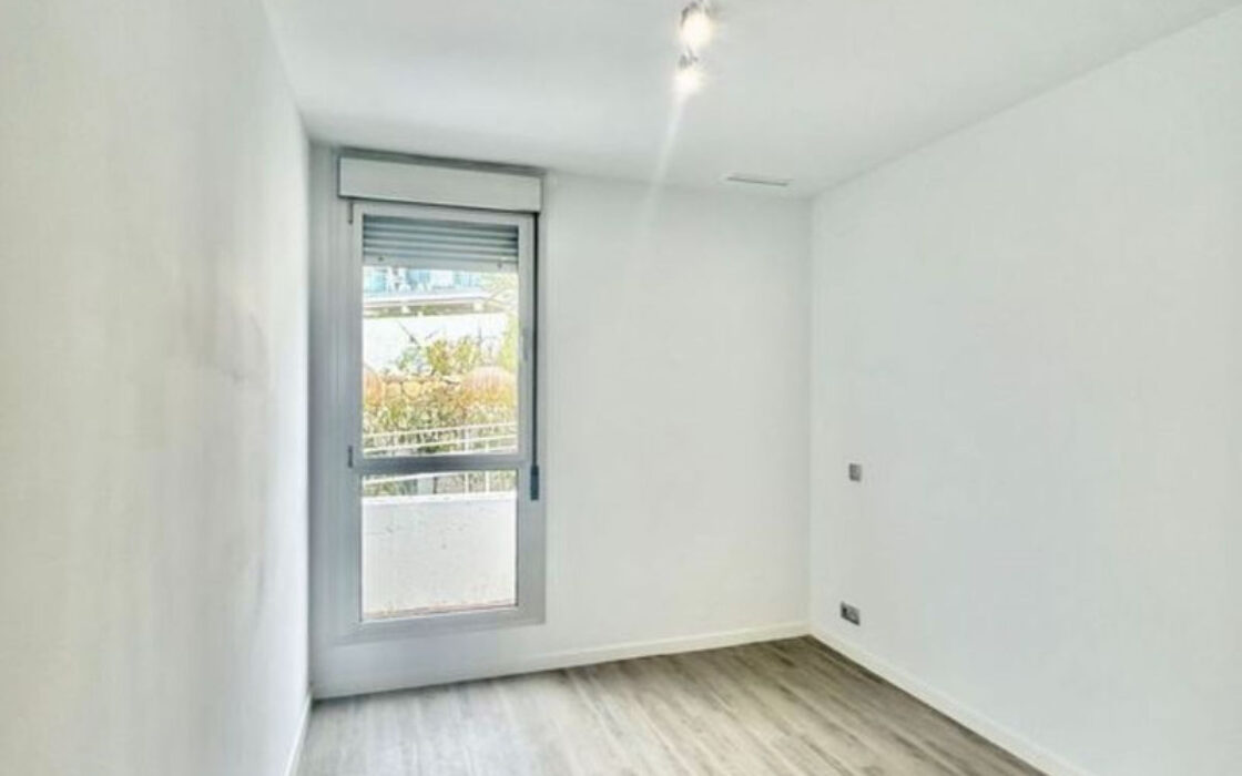 Квартира на першому поверсі в Канселаді з терасою 75 кв.м