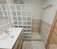 Вилла в Торревьехе 330 кв.м с террасой и бассейном